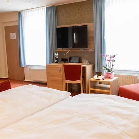 Flair Hotel Deutsches Haus-3